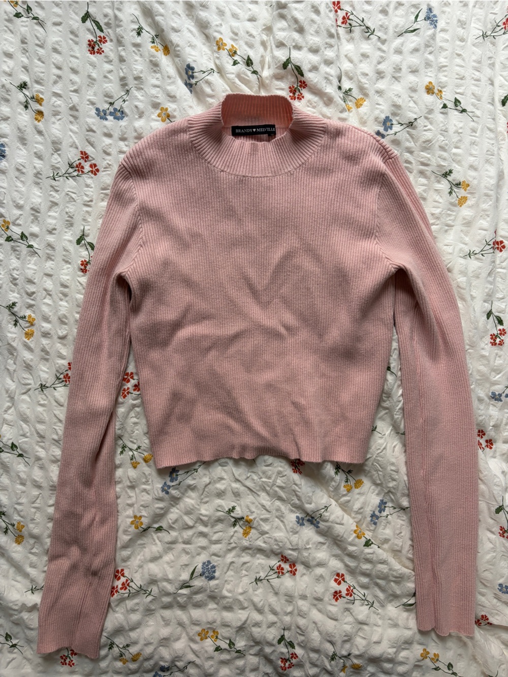 Brandy Melville Pale Pink Ribbed Cropped Mockneck Sweater